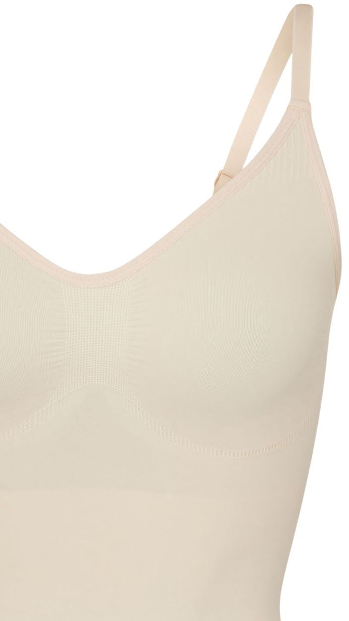 032C Seamless thong bodysuit