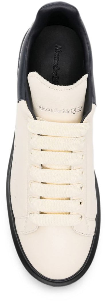 Sneakers White