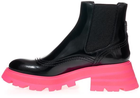 Alexander McQueen Black Leather Chelsea Boots