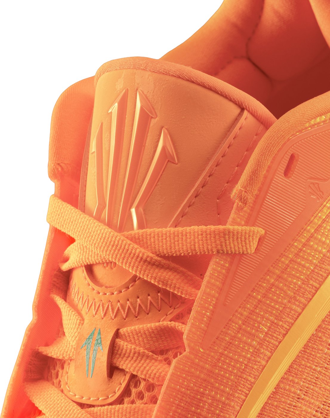 Anta KAI 3 Basketbalschoen 'Calcite / Sun'