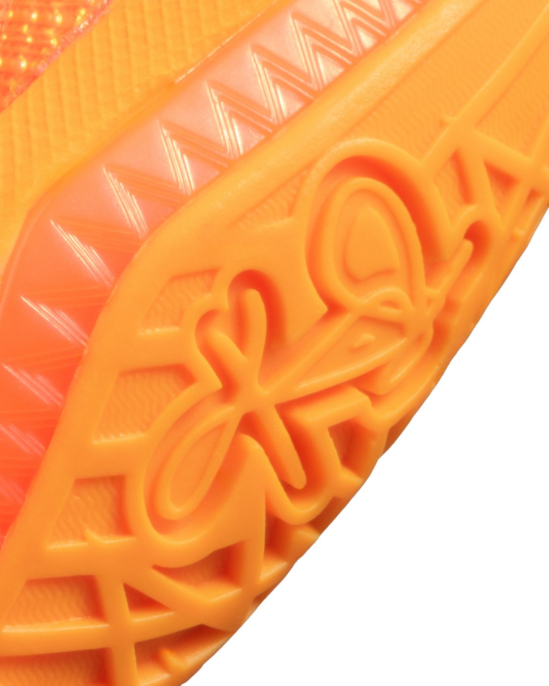 Anta KAI 3 Basketbalschoen 'Calcite / Sun'