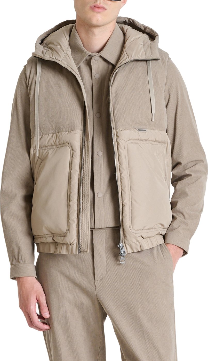 Grit regular-fit coat in techno fabric with corduroy contrast, eco-padding and metal logo