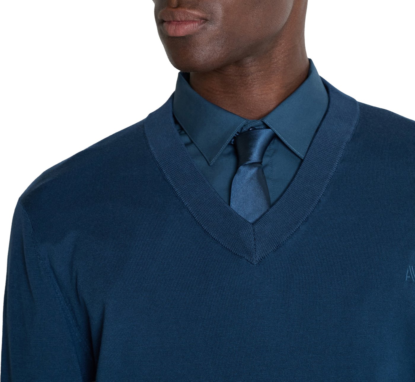 Navy blue regular-fit long-sleeve V-neck sweater in super-soft wool blend
