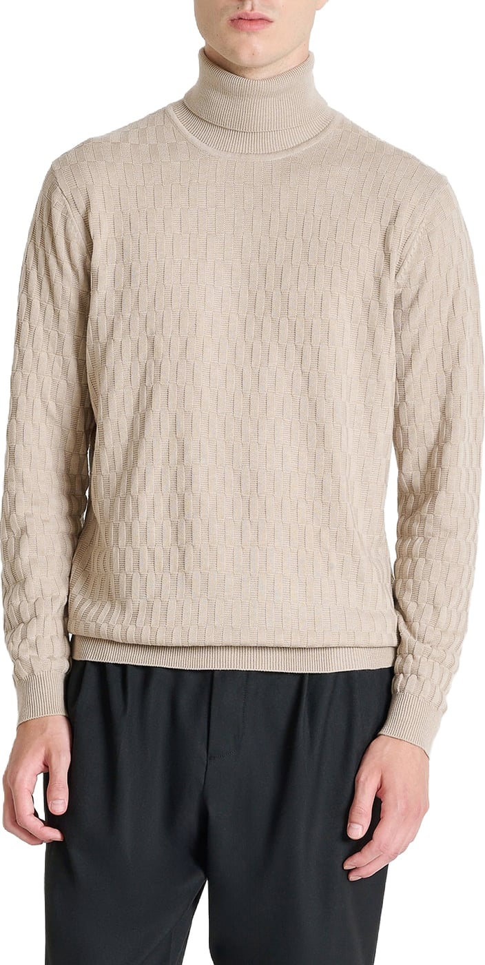 Chalk regular-fit sweater in merino wool blend