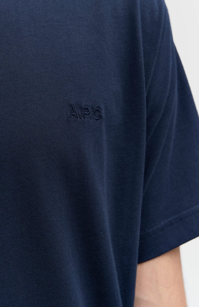 t-shirt blue