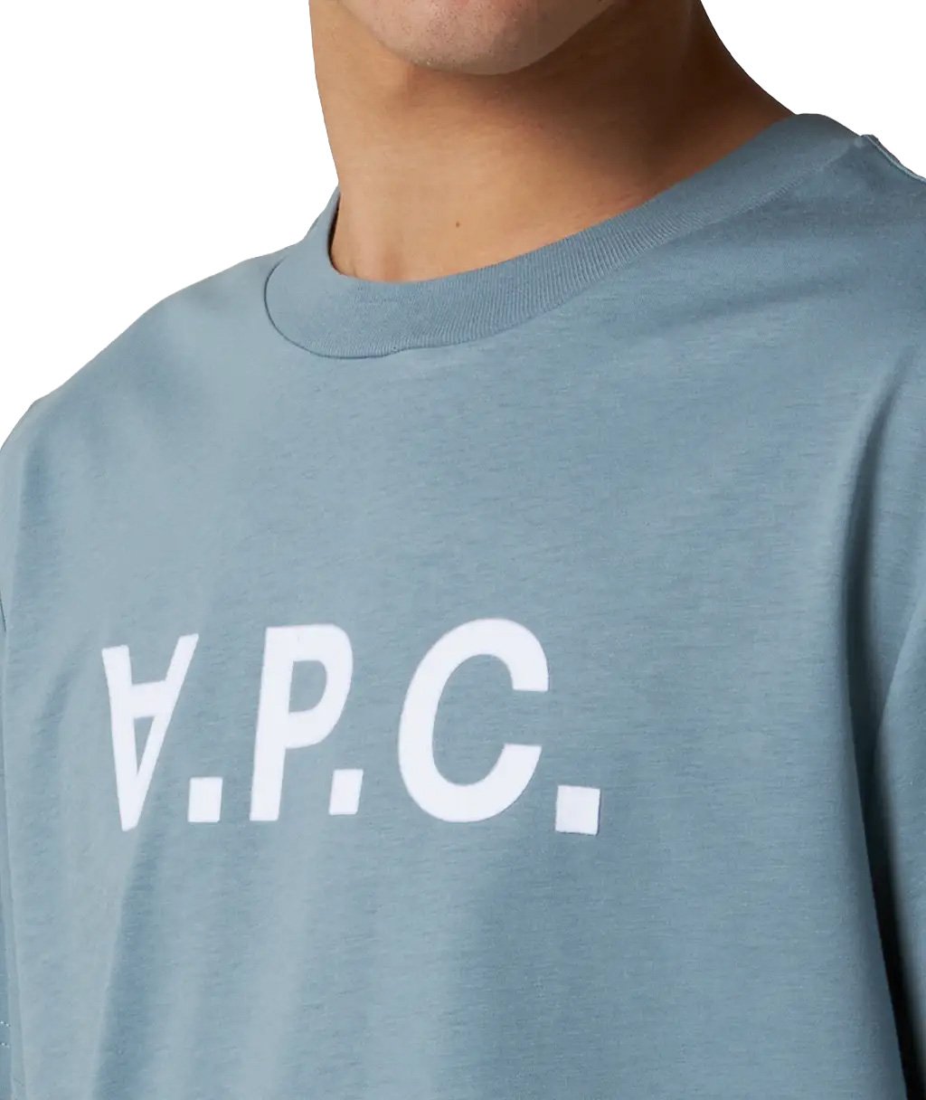 t-shirt blue
