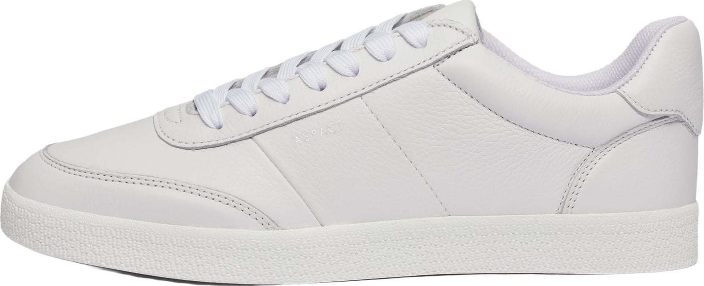 Alpha Sneaker White/White