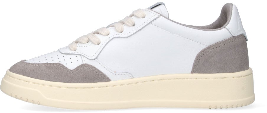 "Medalist" Low Sneakers White