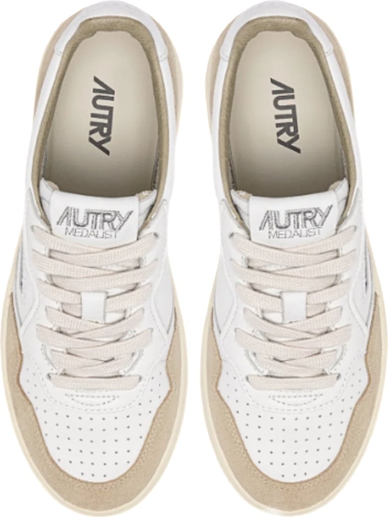 Autry Medalist Low Women's Sneakers White & Beige