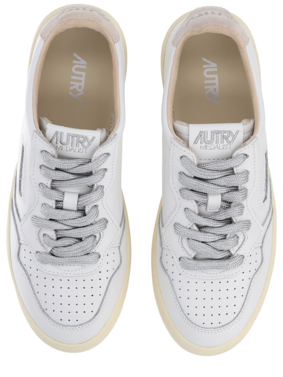 Medalist Low Leather Suede Accent Sneakers