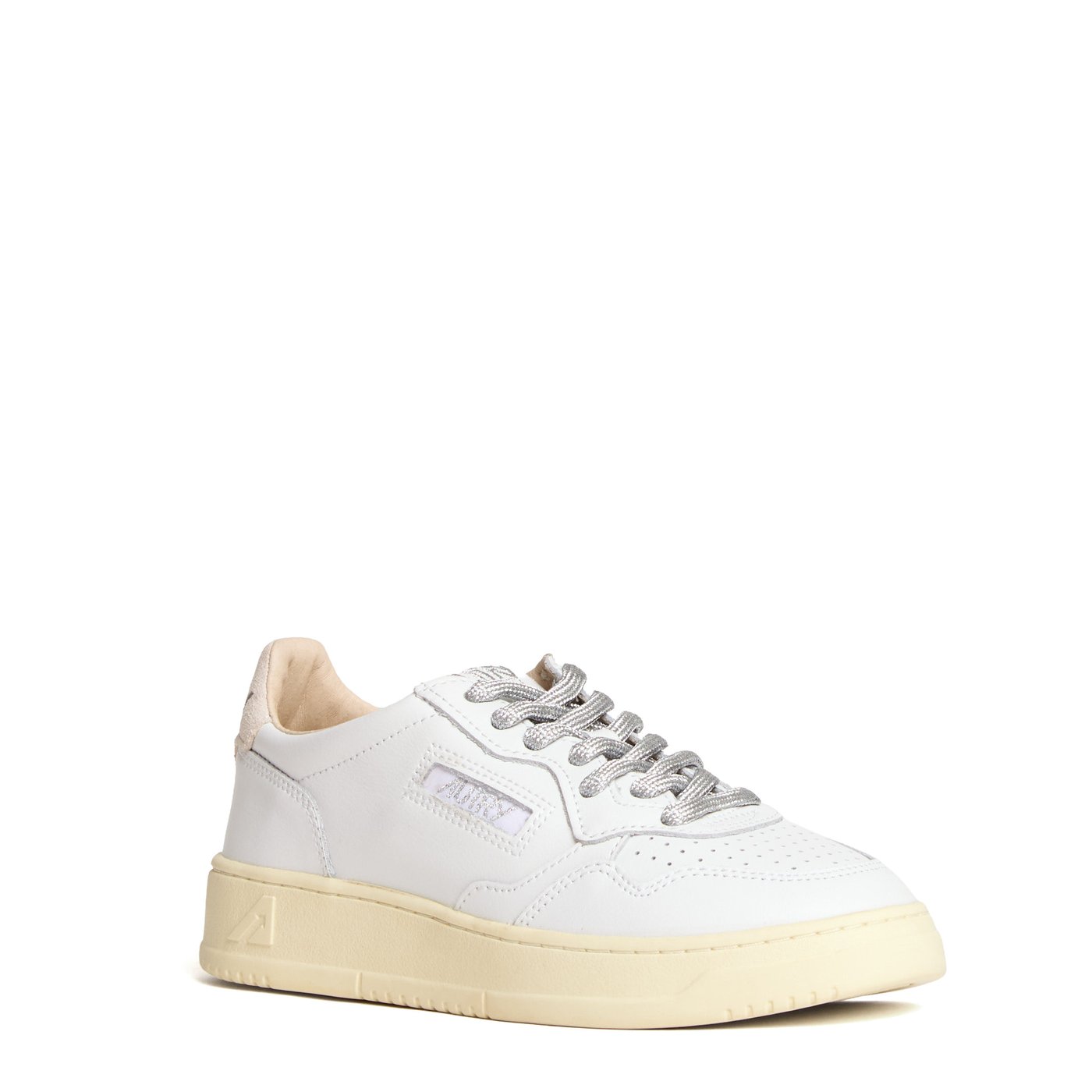 Medalist Low Leather Suede Accent Sneakers
