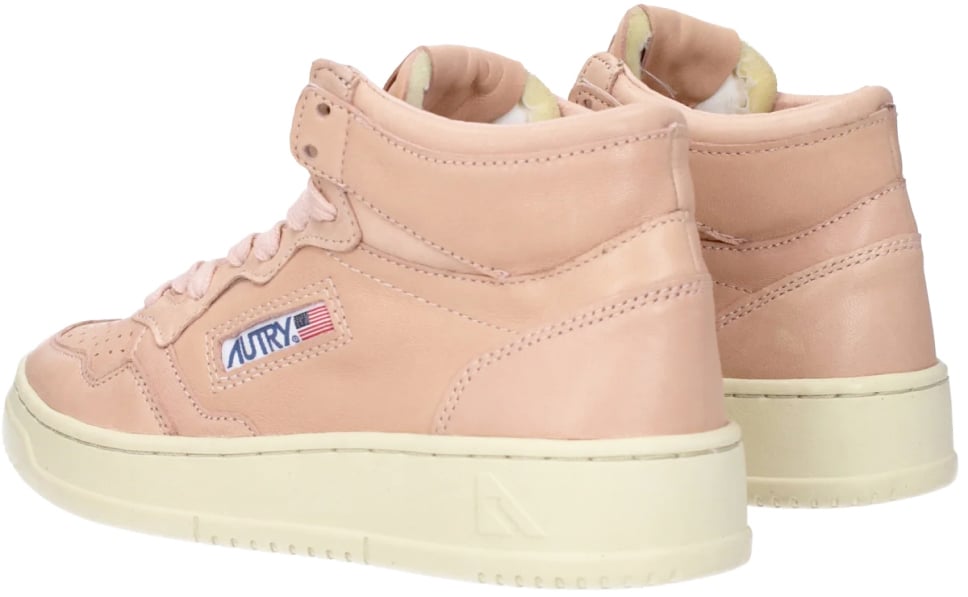 Medalist 01 Mid Sneakers