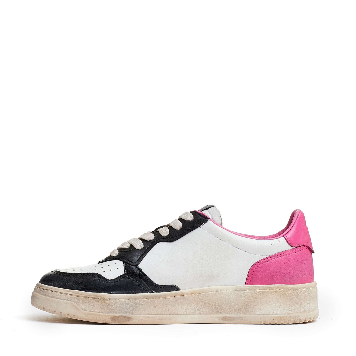Black Shock Pink Medalist Low Leather Sneakers