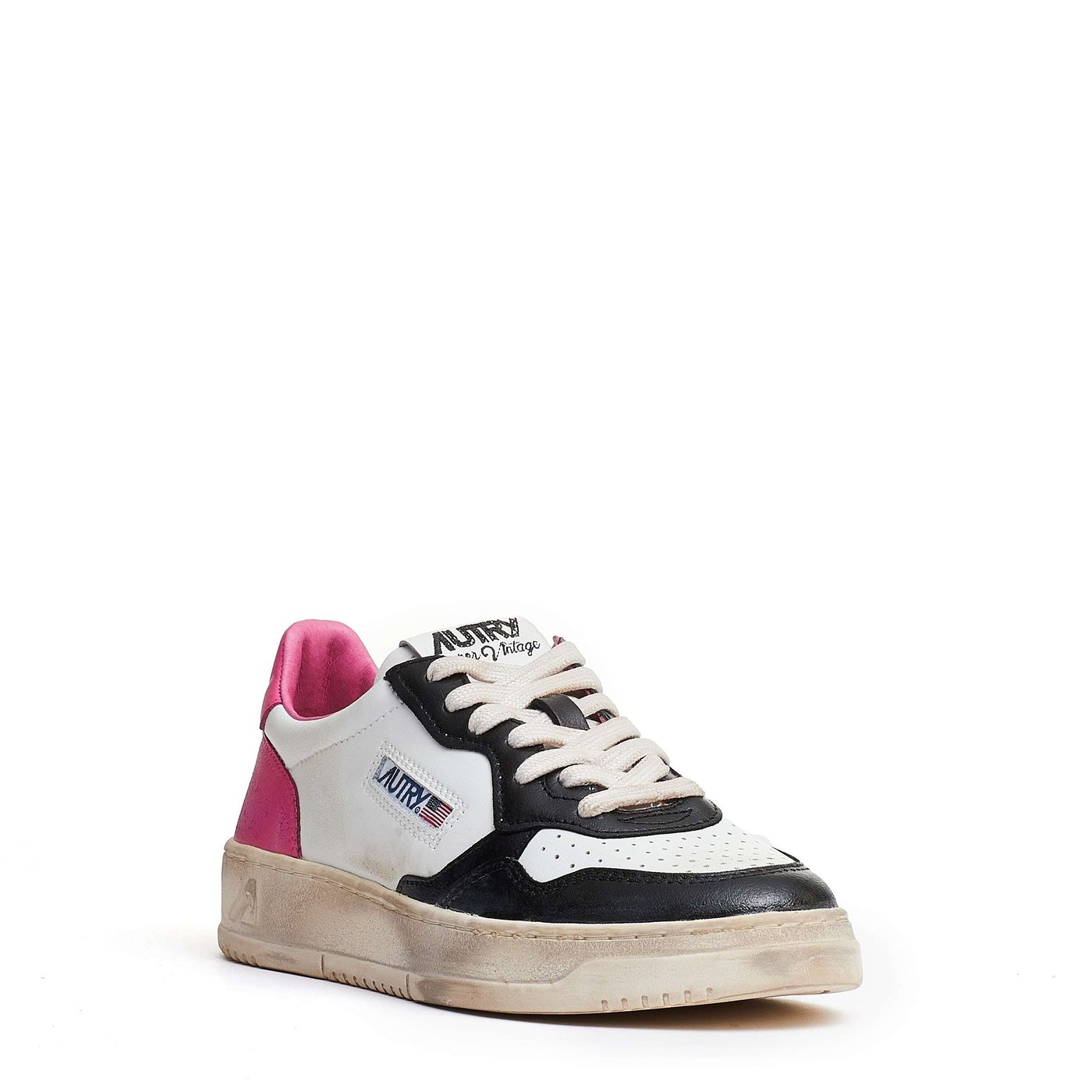 Black Shock Pink Medalist Low Leather Sneakers