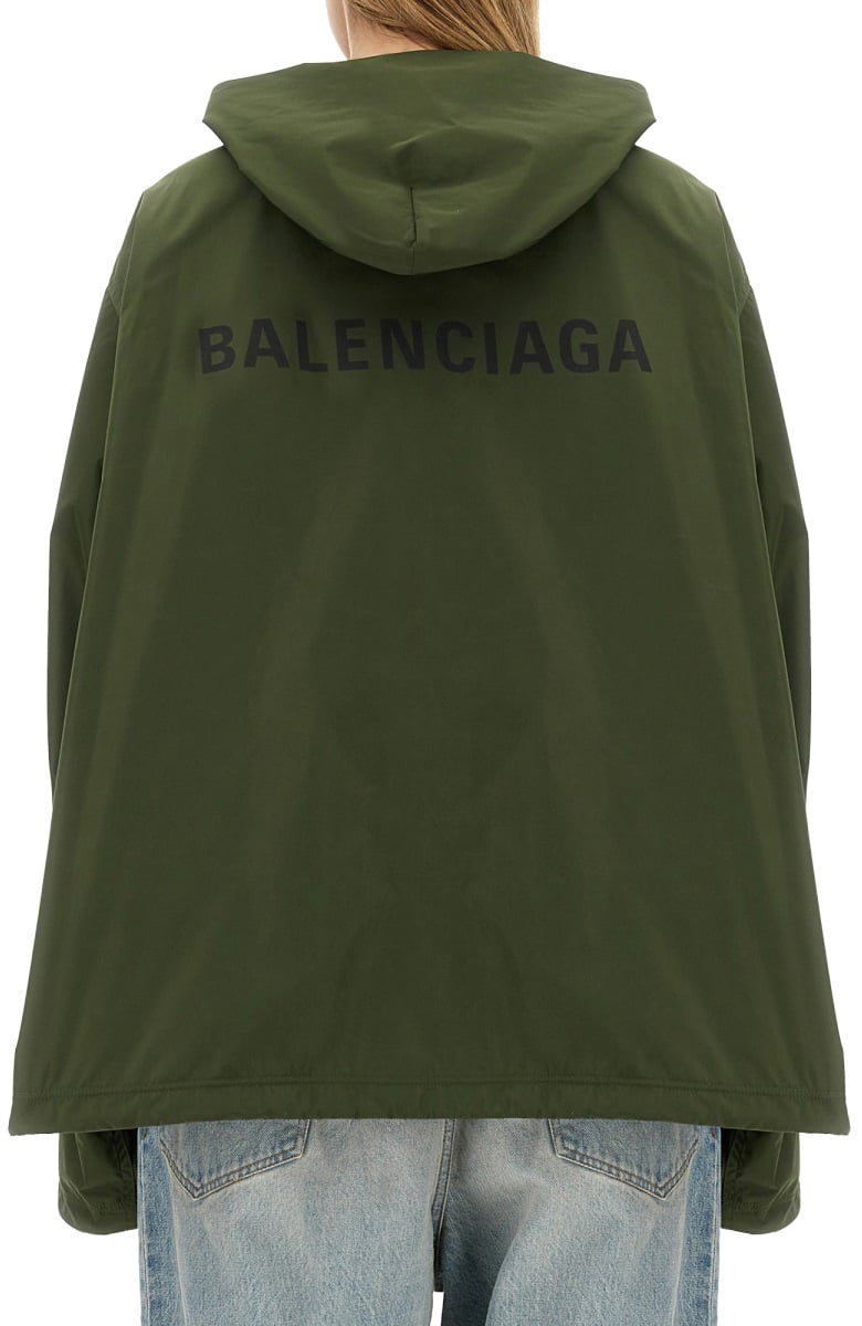 HOODED JACKET