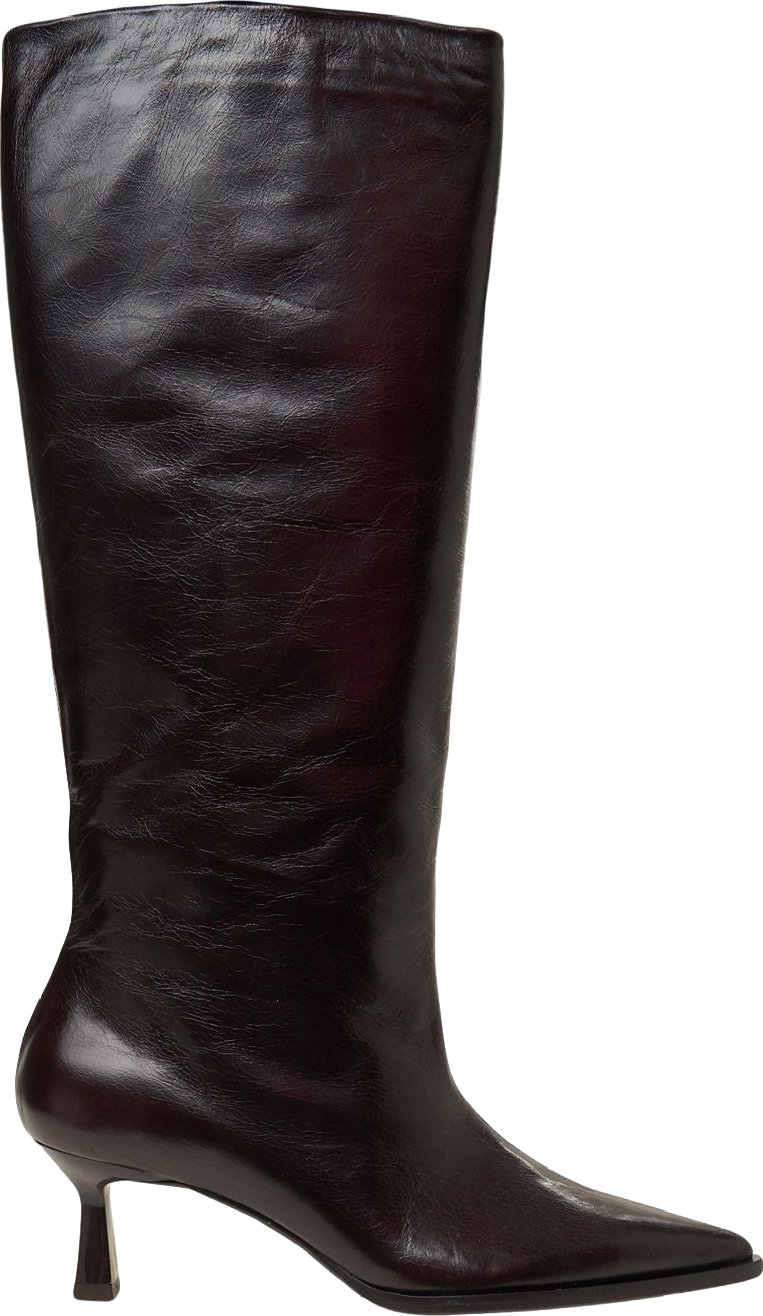 Leather boots