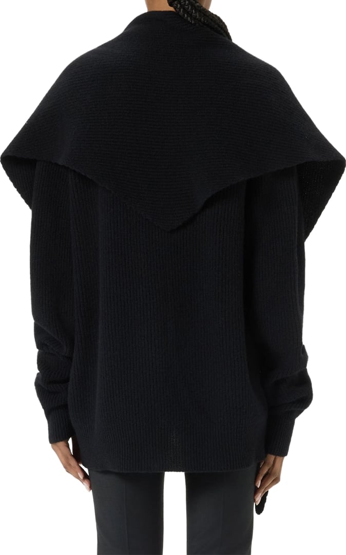 Sweaters Black