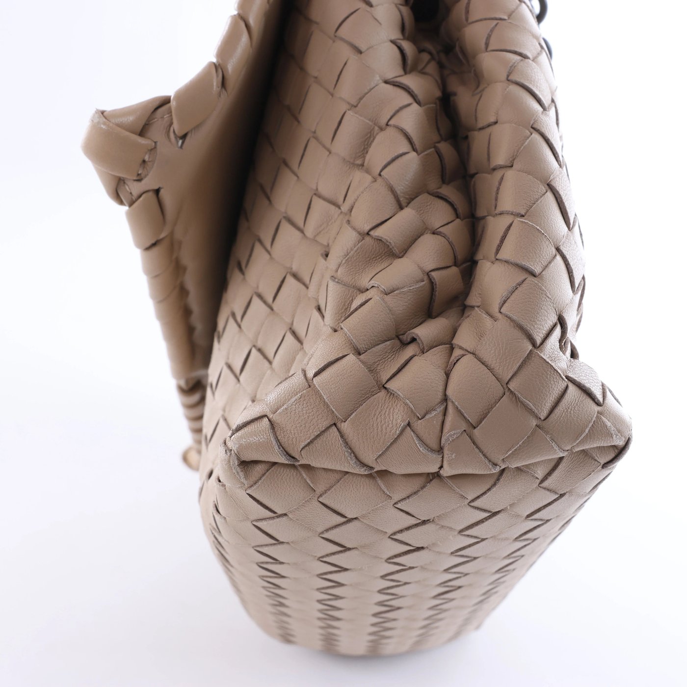Bottega Veneta Olympia Intrecciato Leather Chain Shoulder Bag in Beige