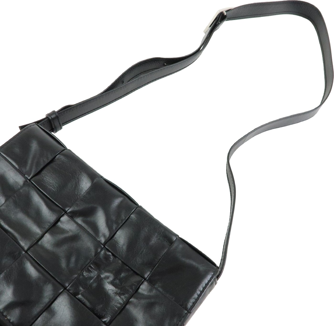 Bottega Veneta Cassette Maxi Intrecciato Leather Small
