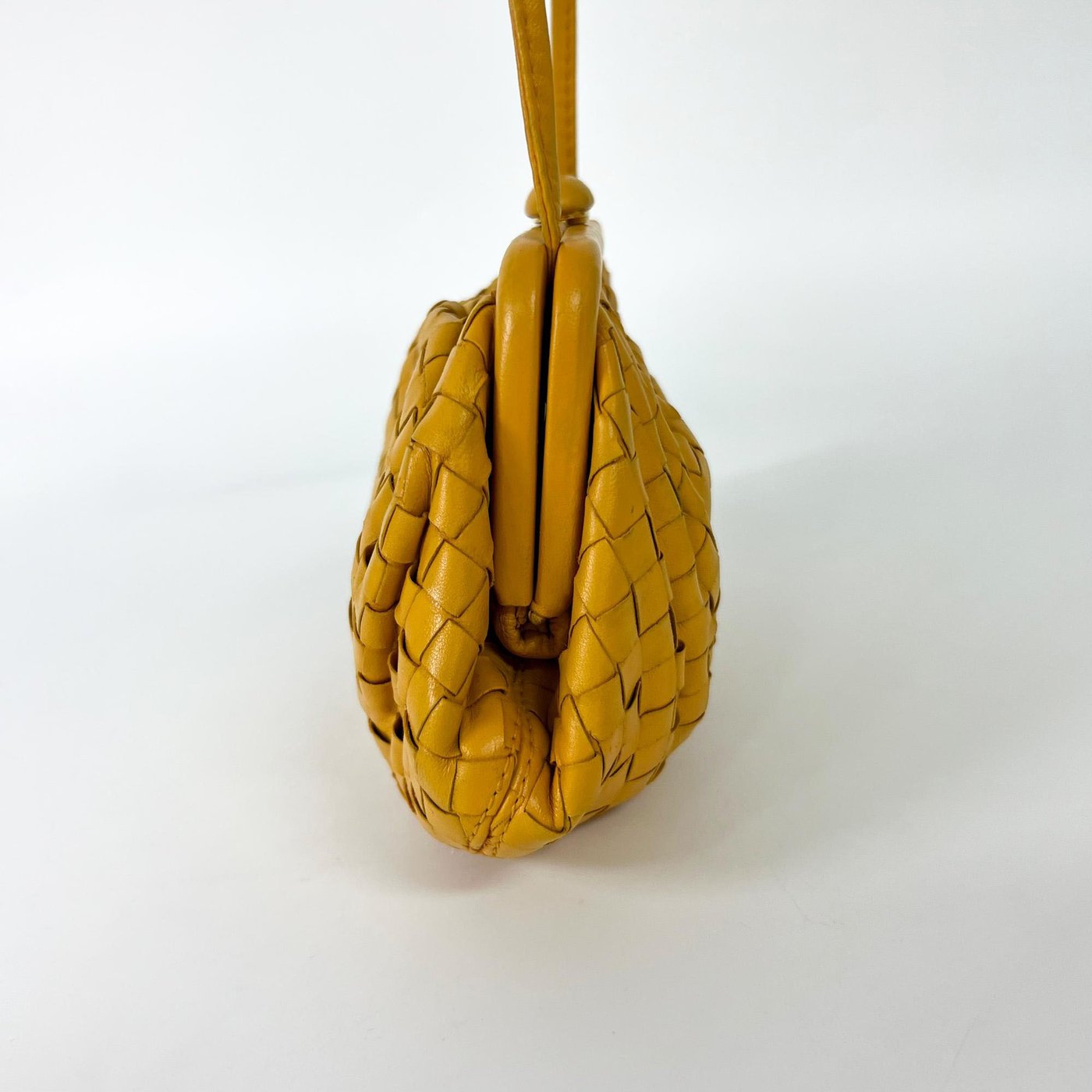 Bottega Veneta The Pouch Intrecciato Nappa Mini