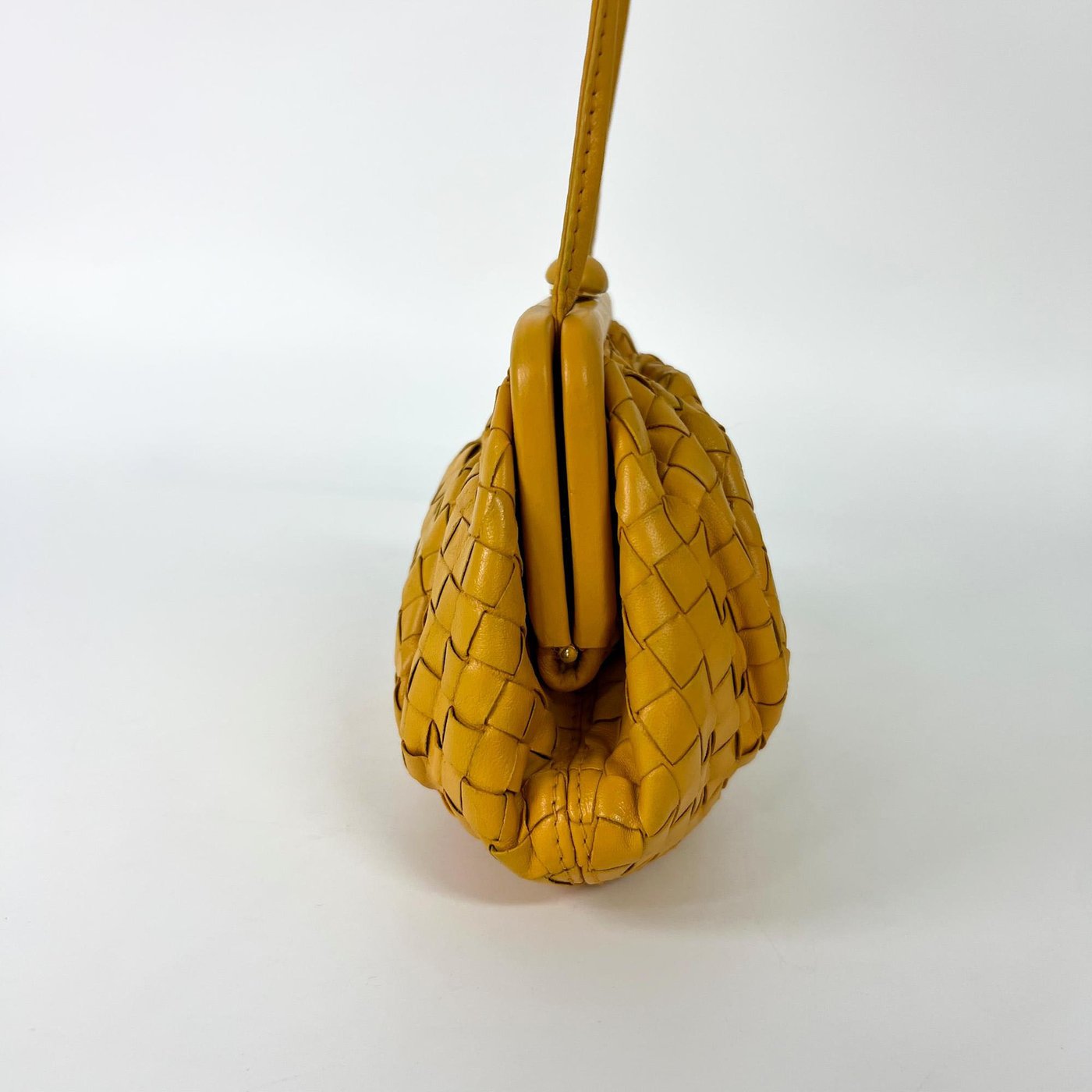 Bottega Veneta The Pouch Intrecciato Nappa Mini