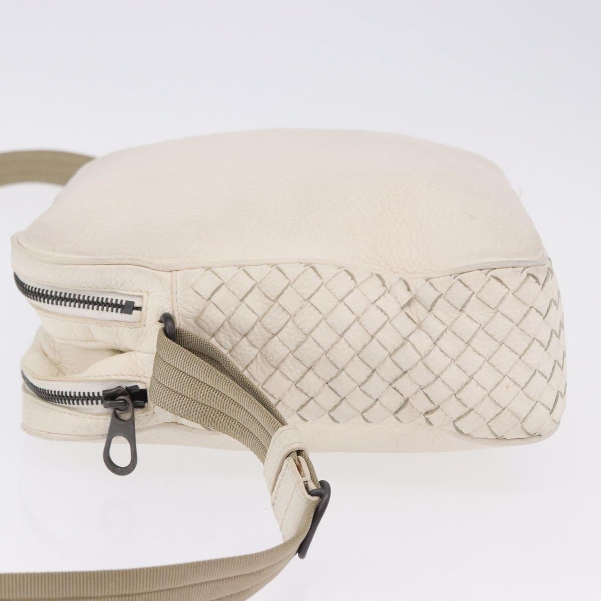 Bottega Veneta 76 Shoulder Intrecciato Goatskin Medium