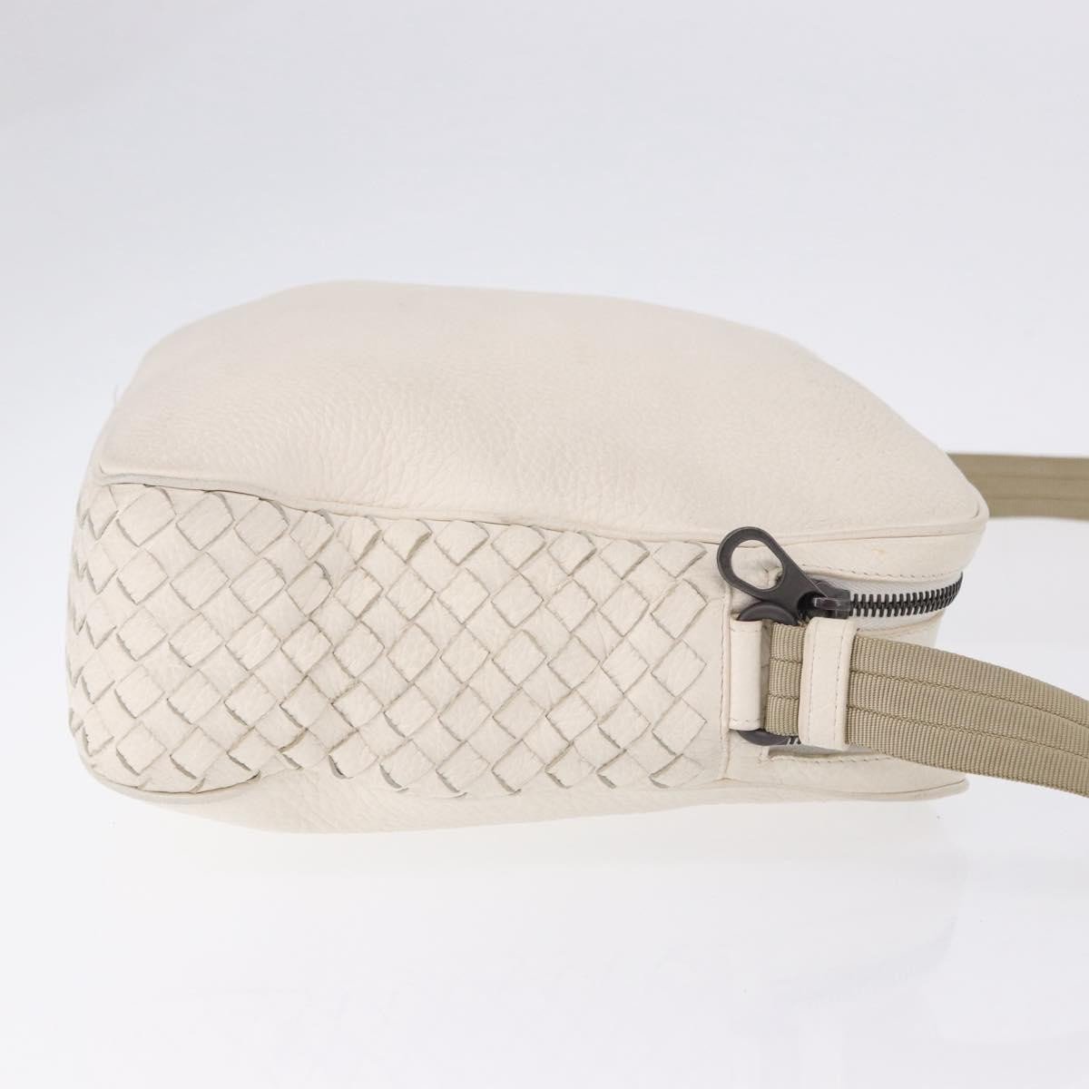 Bottega Veneta 76 Shoulder Intrecciato Goatskin Medium