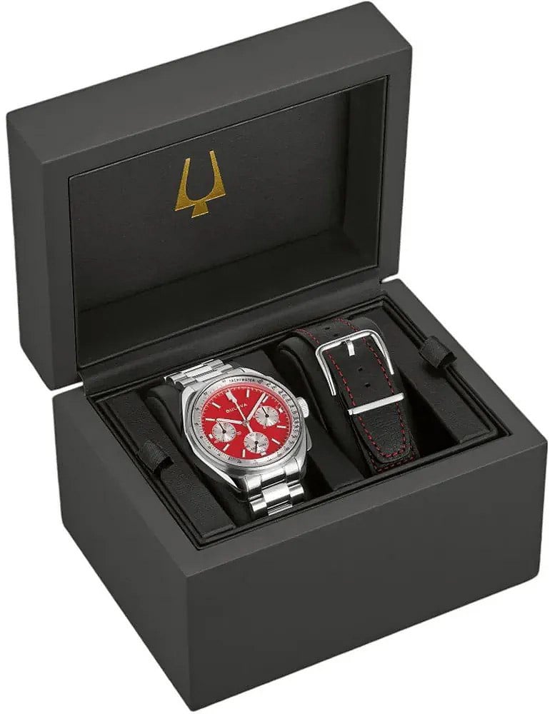 96K115 Lunar Pilot Blood Moon horloge