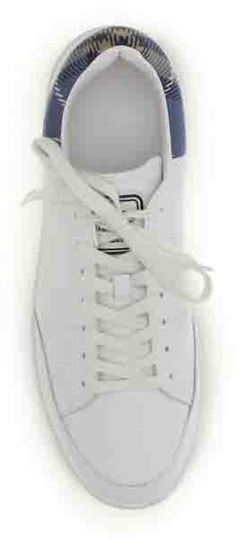 Burberry White Calf Leather Bos Taurus Low Top Sneakers
