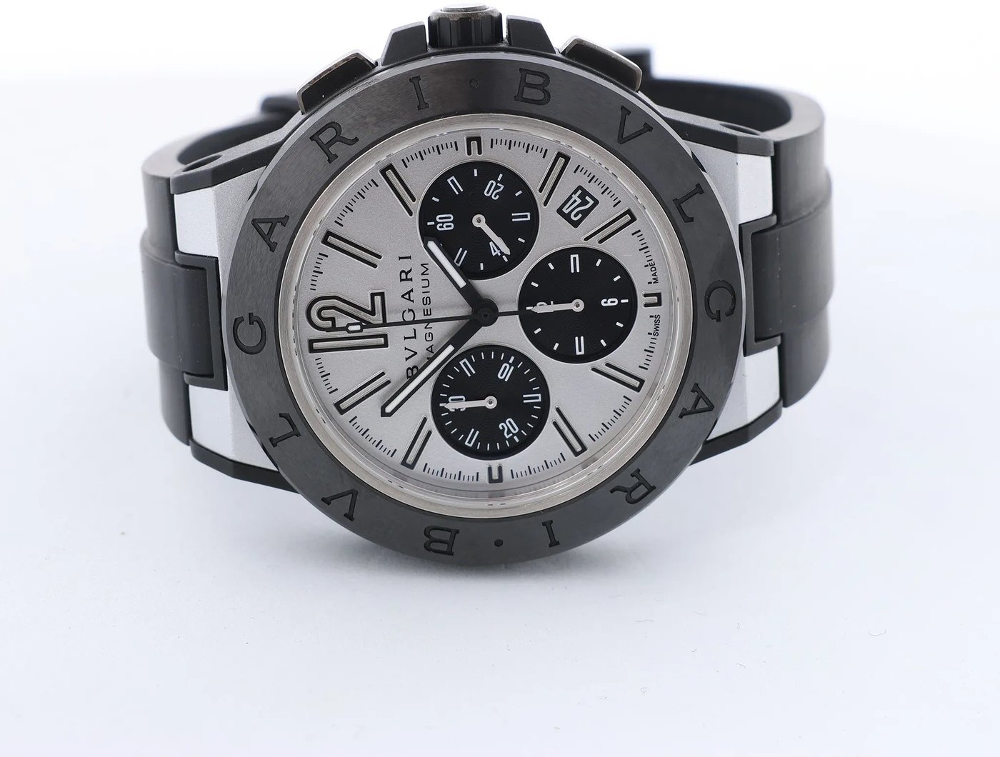 Bvlgari Diagono Magnesium DG42SMCCH PO02858 Magnesium & Rubber AT Watch with Silver Dial