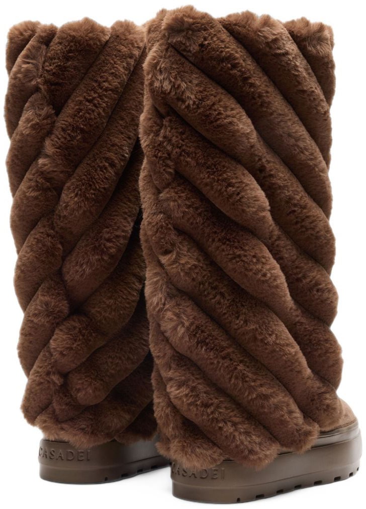 Boots Brown