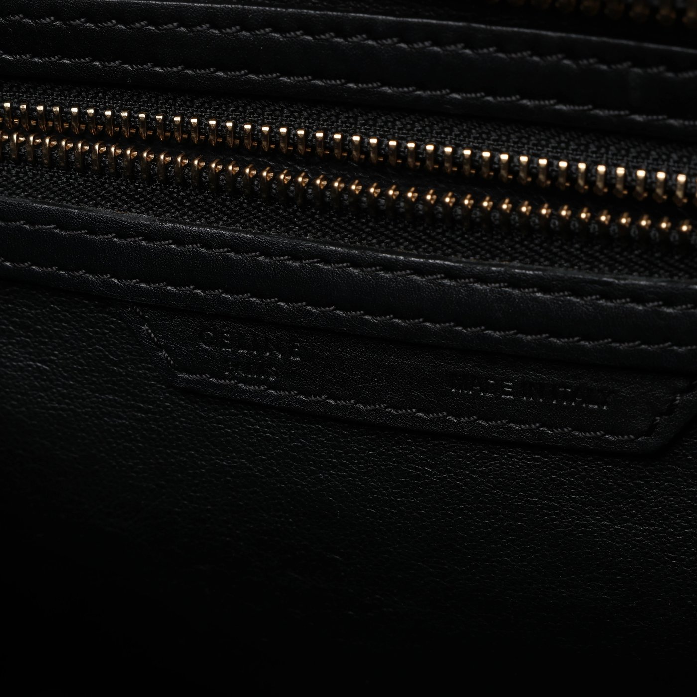 Celine Luggage Micro Shopper Leather Handbag in Black