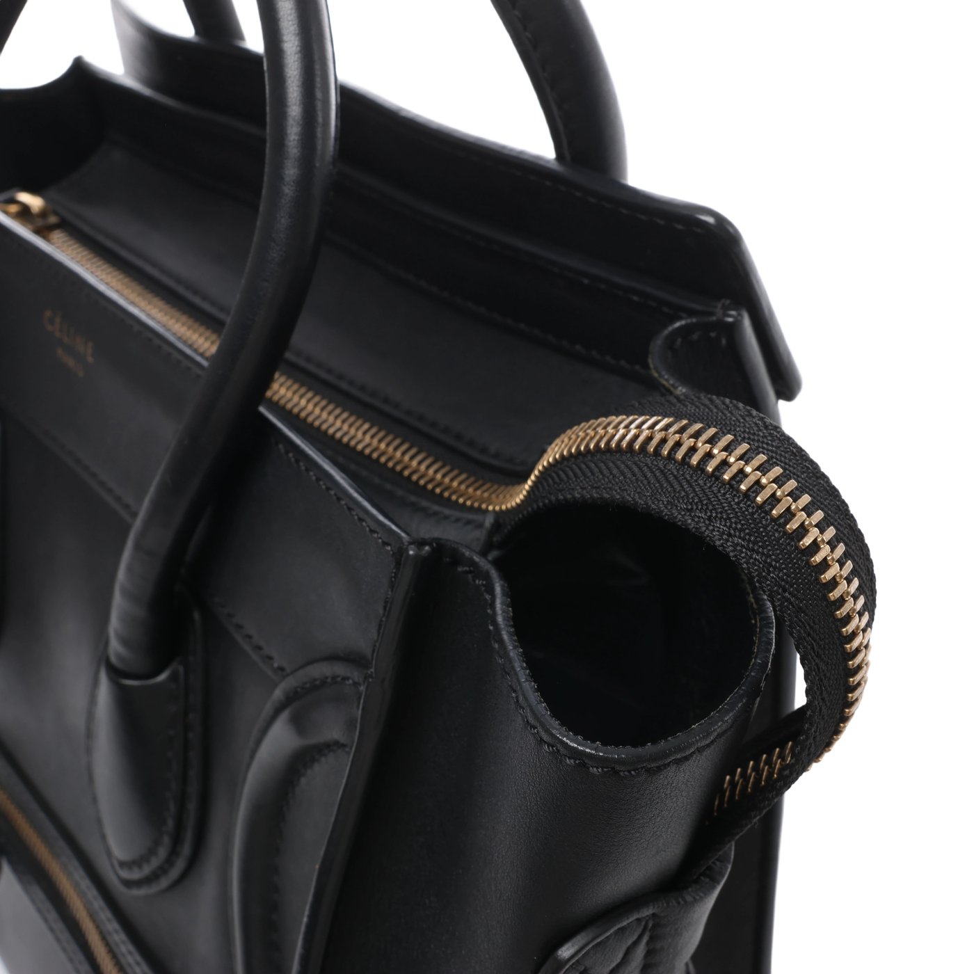 Celine Luggage Micro Shopper Leather Handbag in Black