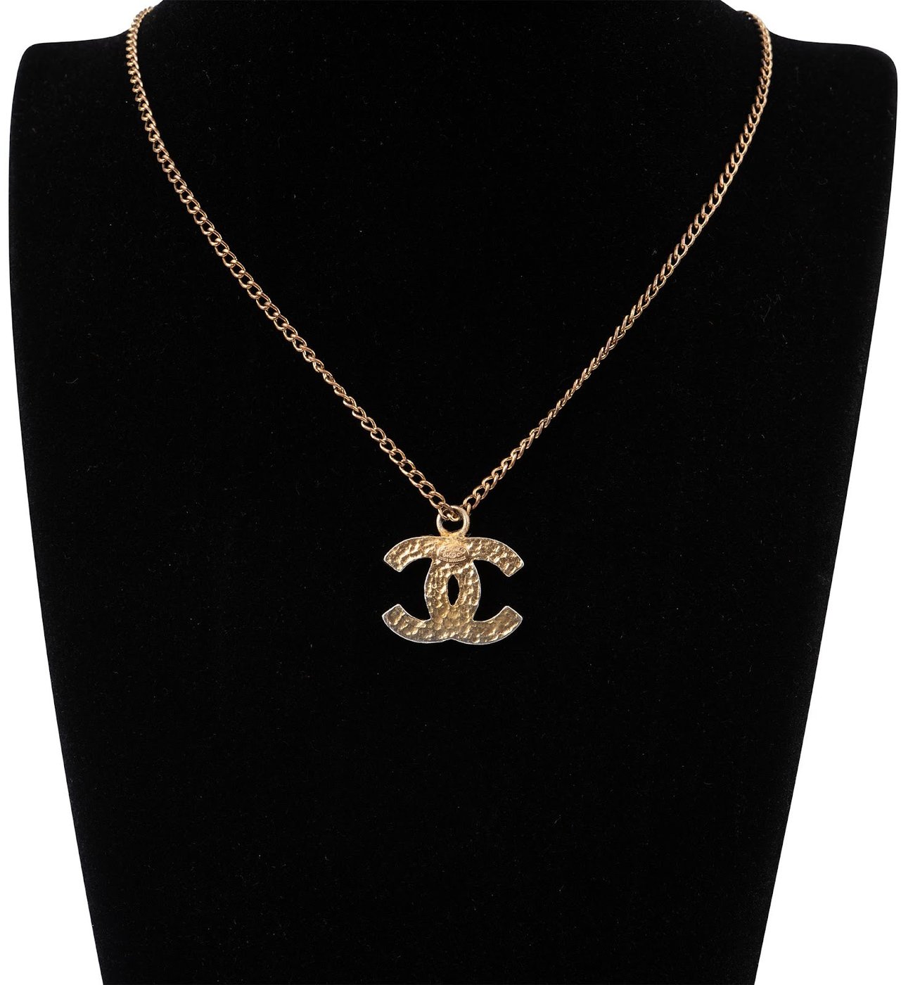 Chanel Textured CC Emblem Pendant Necklace 04C