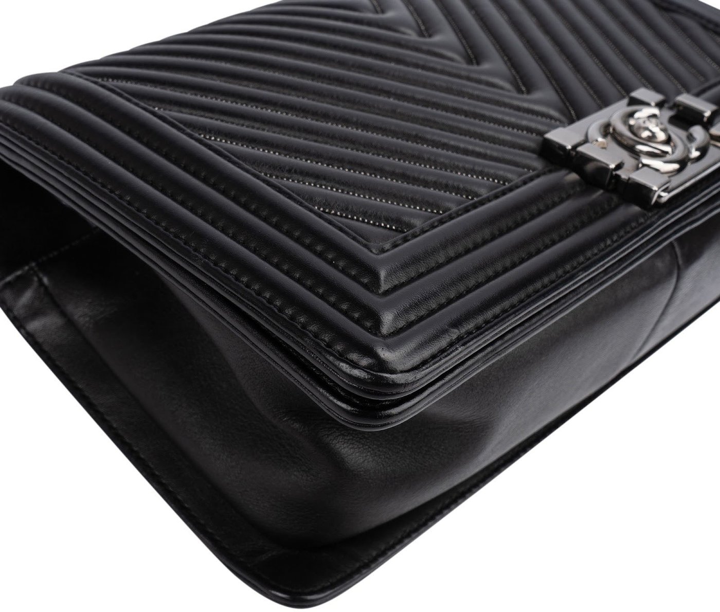 Chanel Chevron Calfskin Palladium Medium Boy Single Crossbody Bag