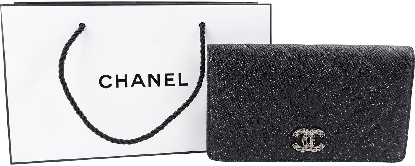 Chanel Glitter Quilted Caviar Leather Strass CC Long Bifold Wallet