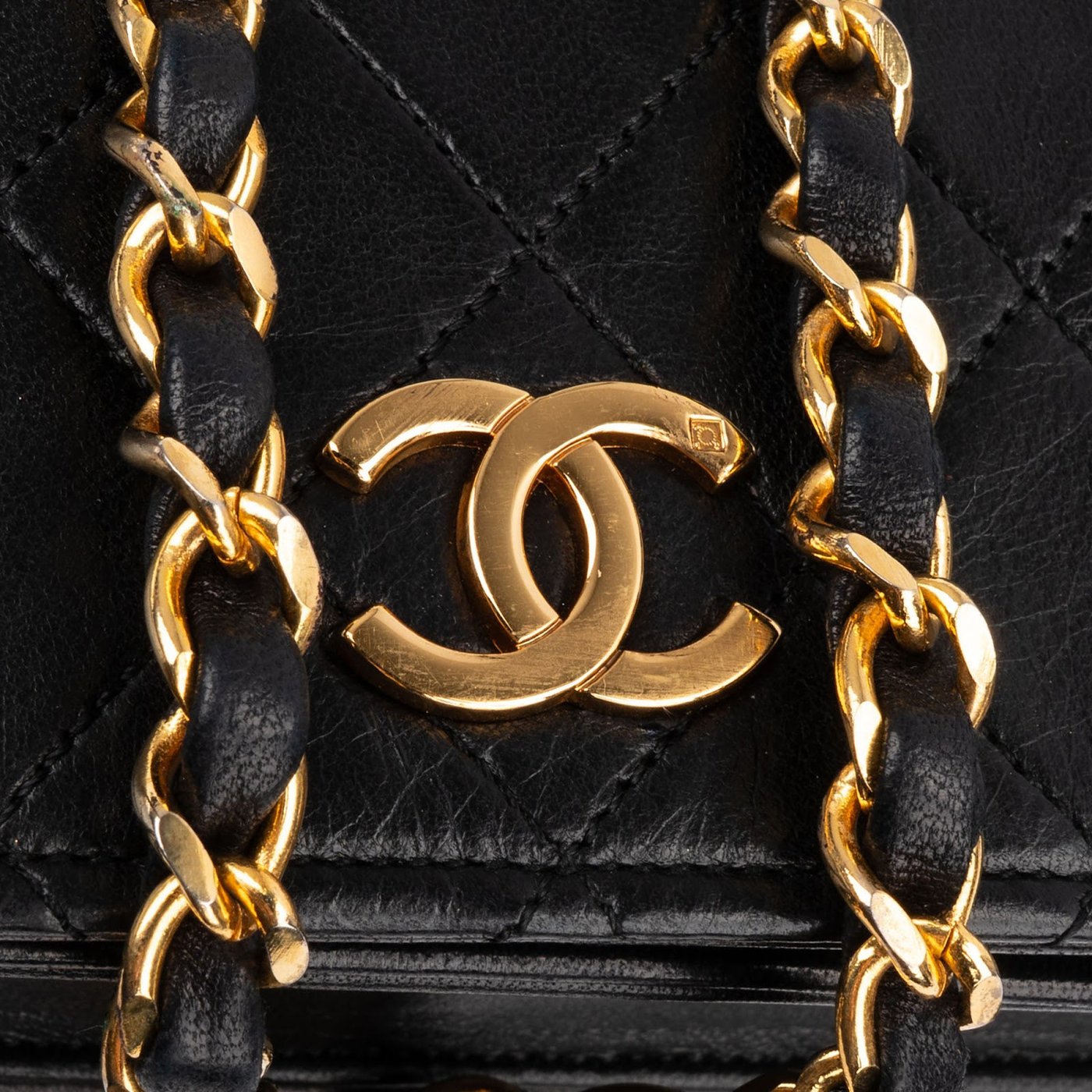 Chanel Quilted Lambskin 24K Gold Single Flap Shoulder Bag