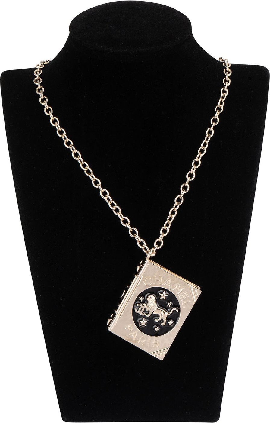 Chanel Gold Tone Leo Book Locket Medallion Necklace B22C