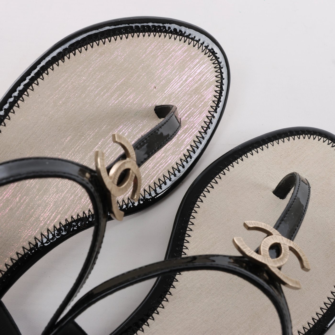 Chanel Coco Mark 14P Suede x Patent Beach Sandals in Black G28941, Size EU 38