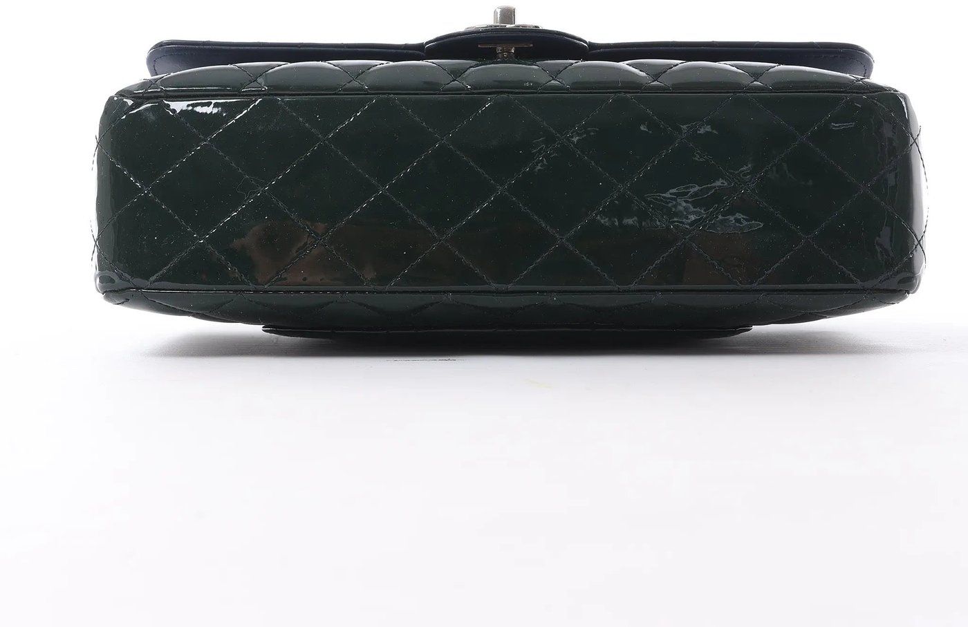 Chanel Classic Matelasse 25 Patent Leather Double Flap Double Chain Shoulder Bag in Green A01112