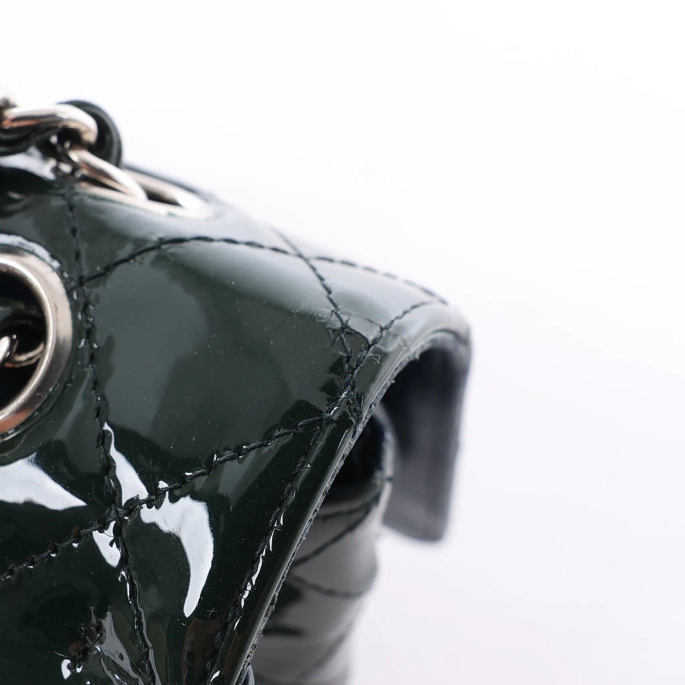 Chanel Classic Matelasse 25 Patent Leather Double Flap Double Chain Shoulder Bag in Green A01112