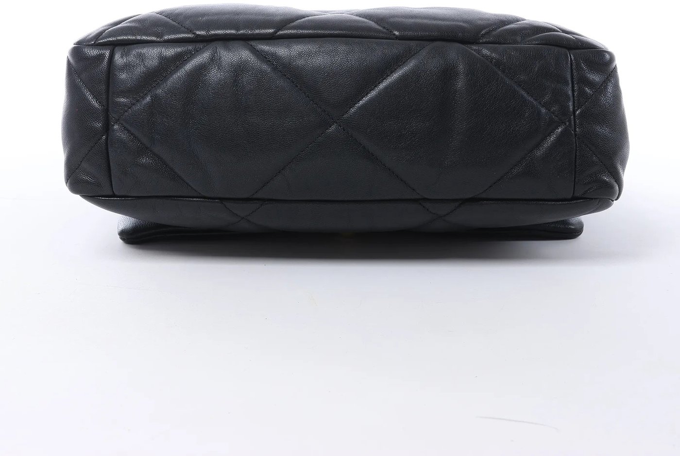 Chanel Chanel 19 Large Leather Chain Shoulder Bag in Black 30157954