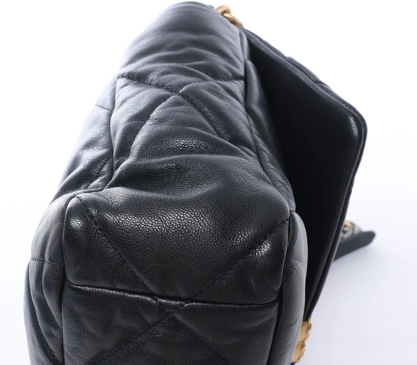 Chanel Chanel 19 Large Leather Chain Shoulder Bag in Black 30157954