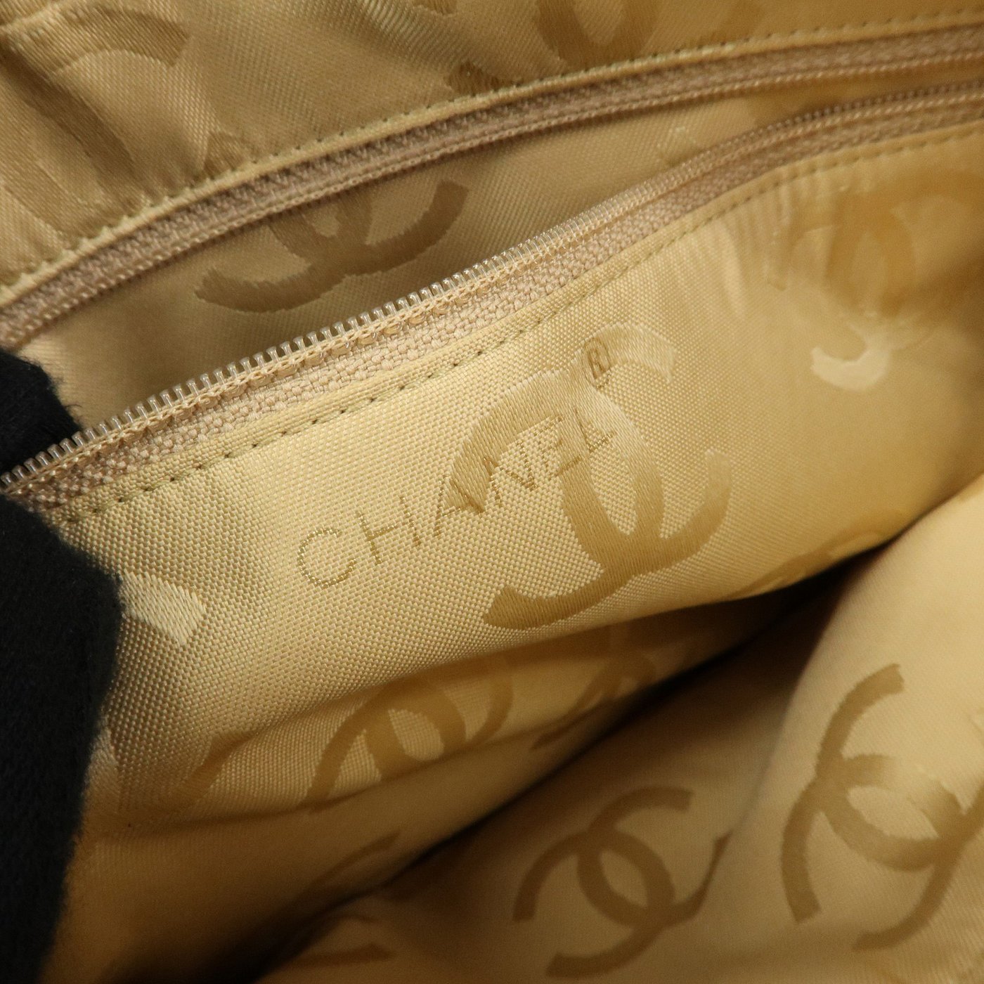 Chanel Vintage Pocket Camera Chevron Lambskin Large