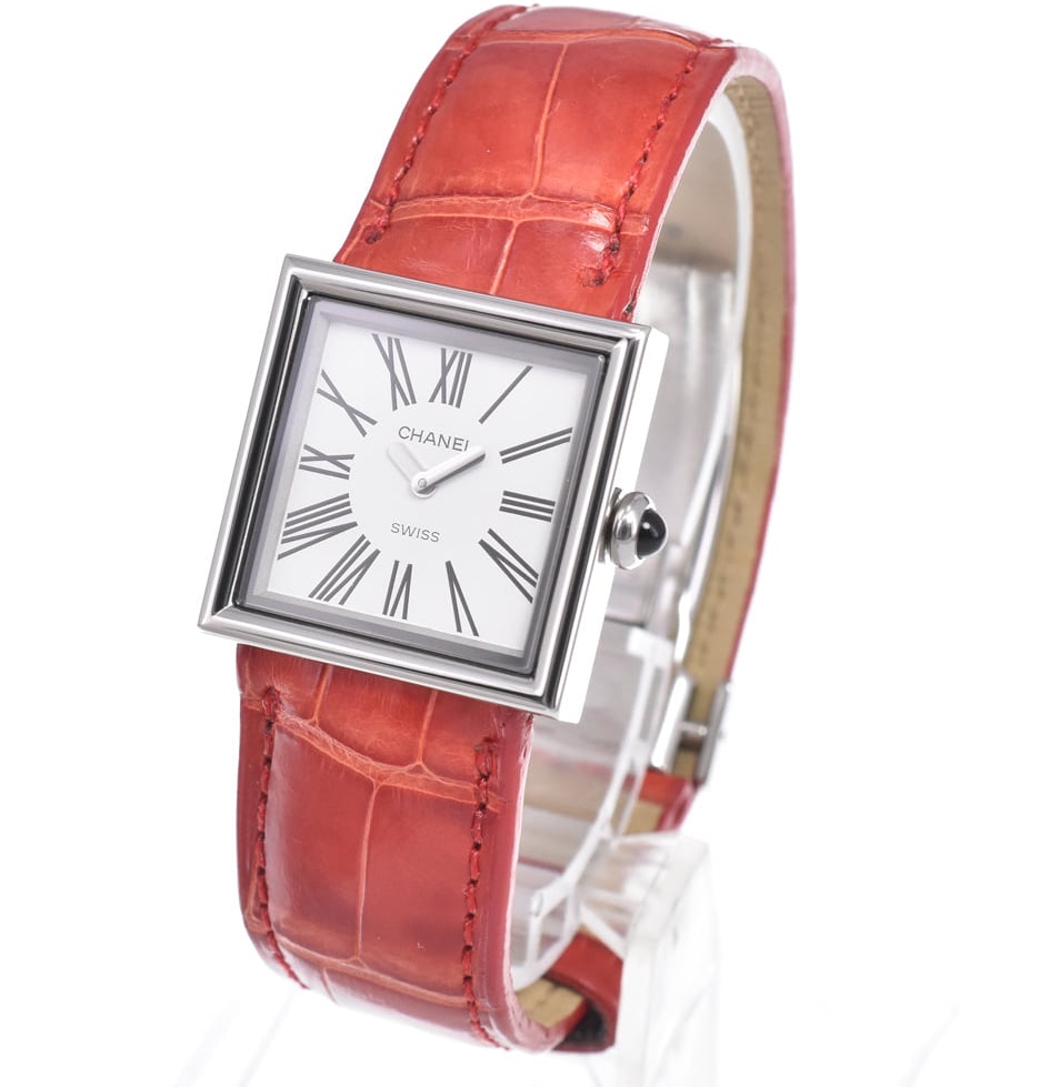 Chanel Vintage Mademoiselle Quartz Leather & steel