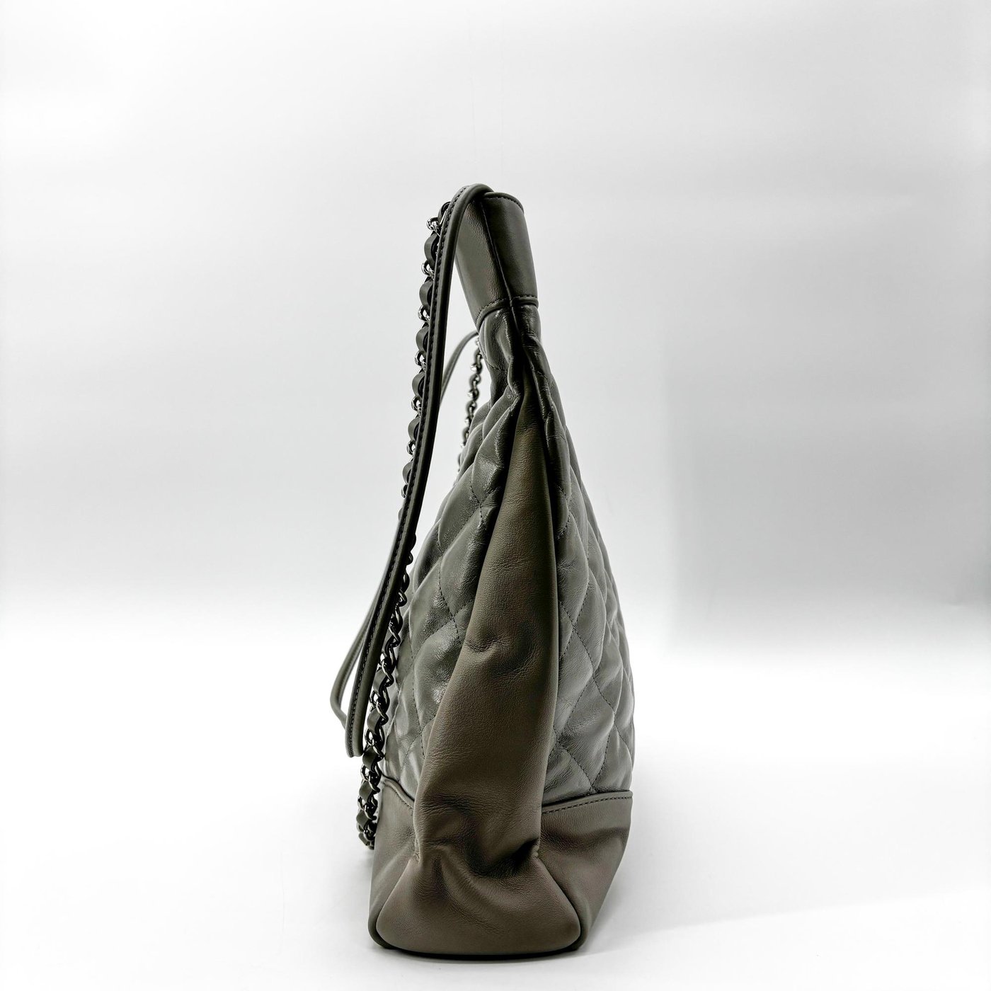 Chanel 31 Shopping Quilted Calfskin Large