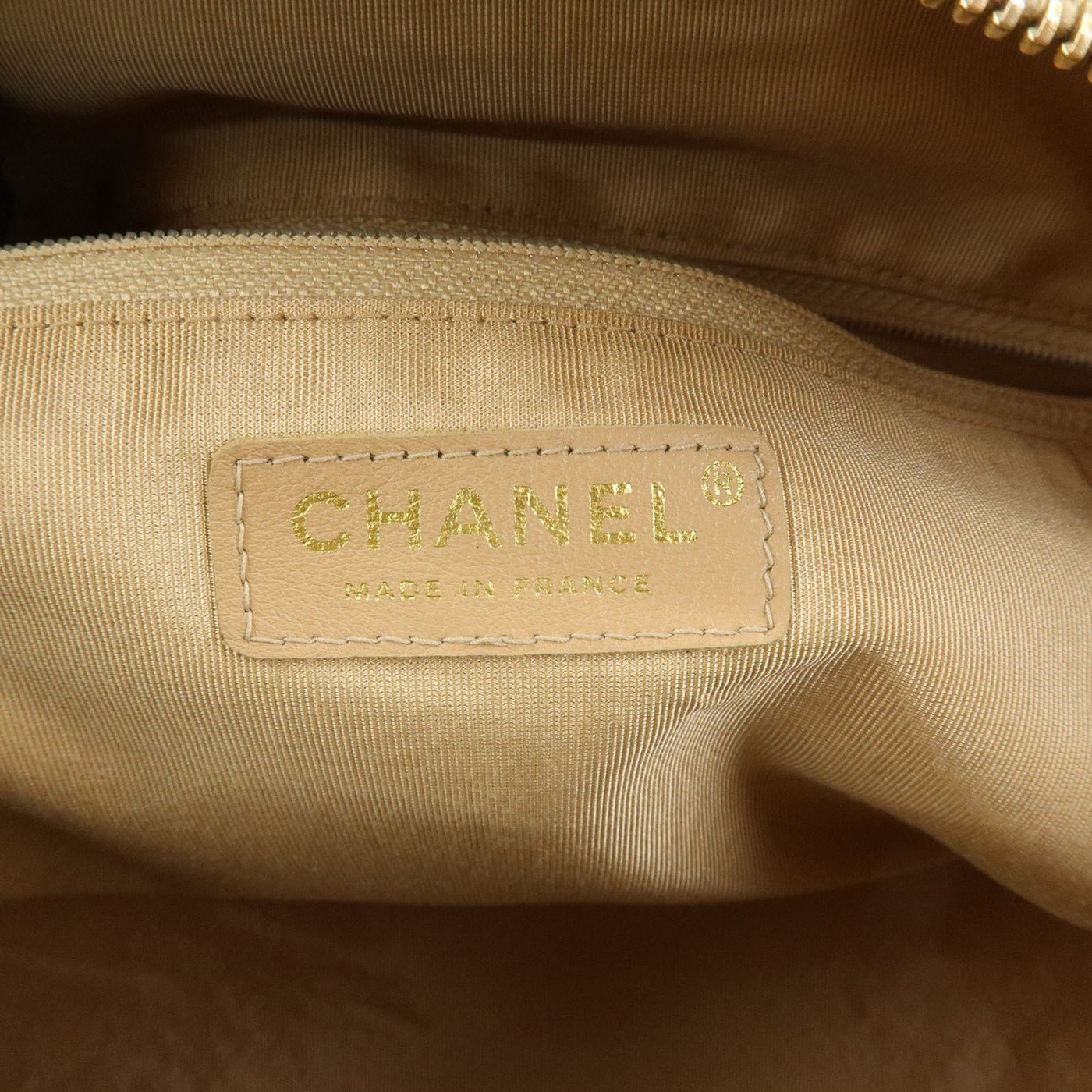Chanel Timeless CC Bowler Quilted Caviar Medium