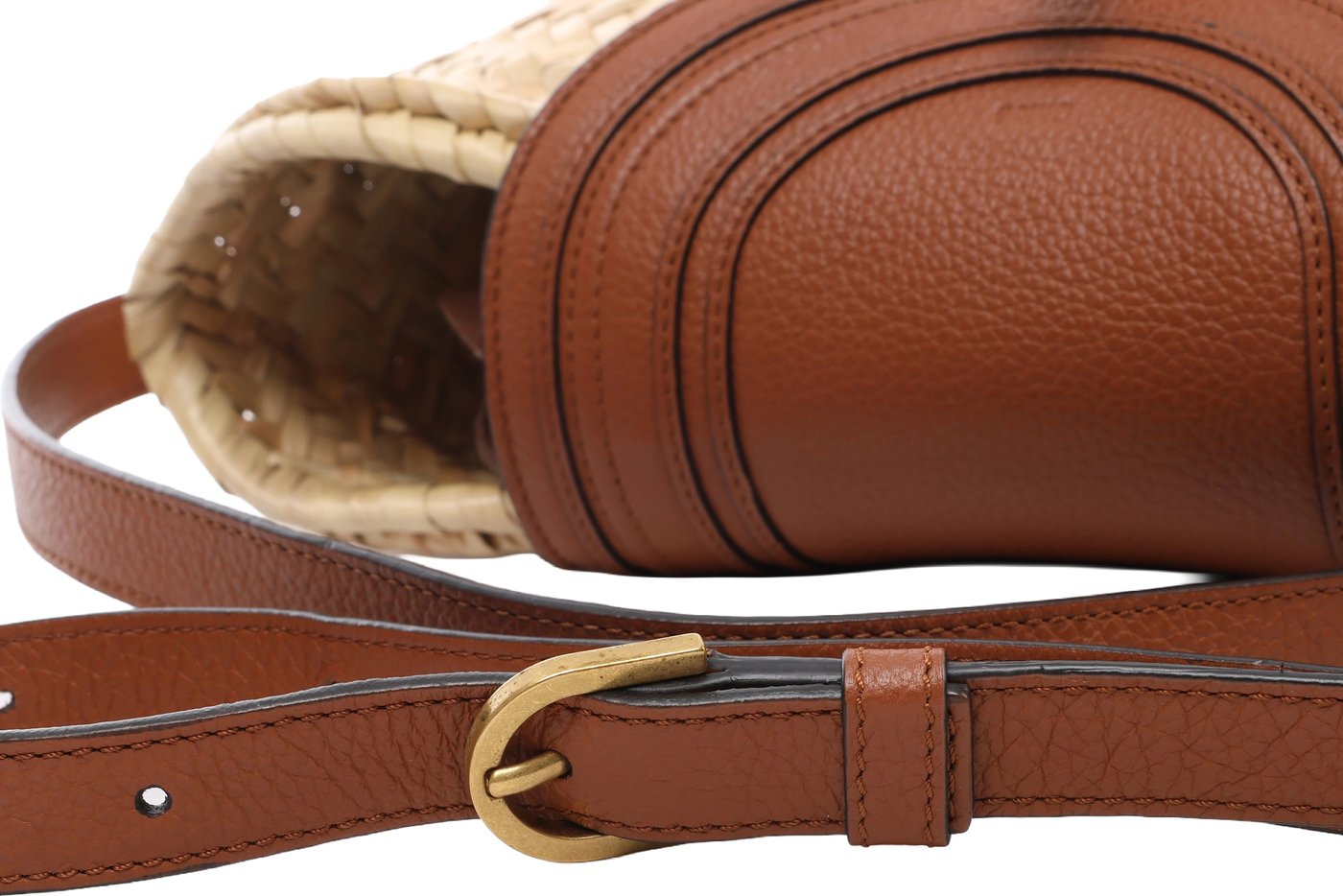 Chloe Marcie Small Raffia x Leather Crossbody Bag in Beige × Brown