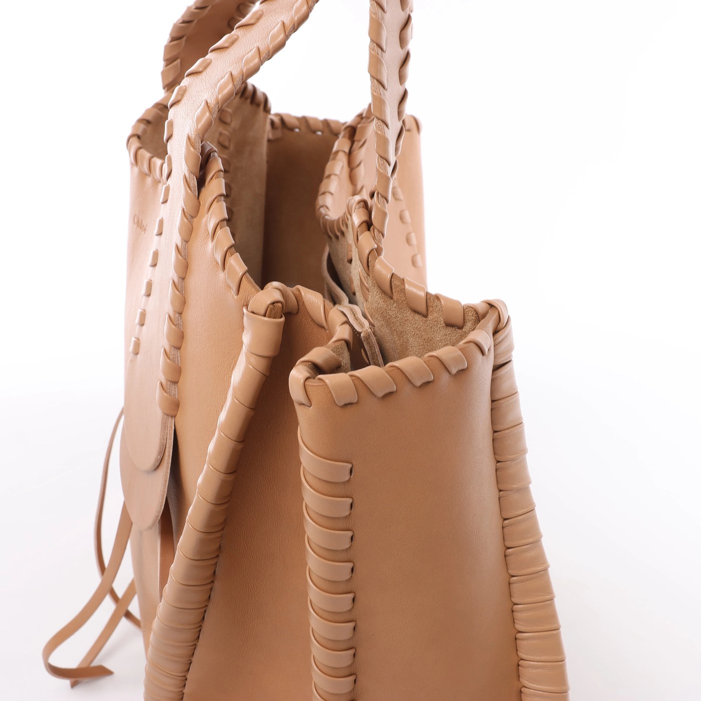 Chloe Mony Leather Leather Shoulder Bag in Brown