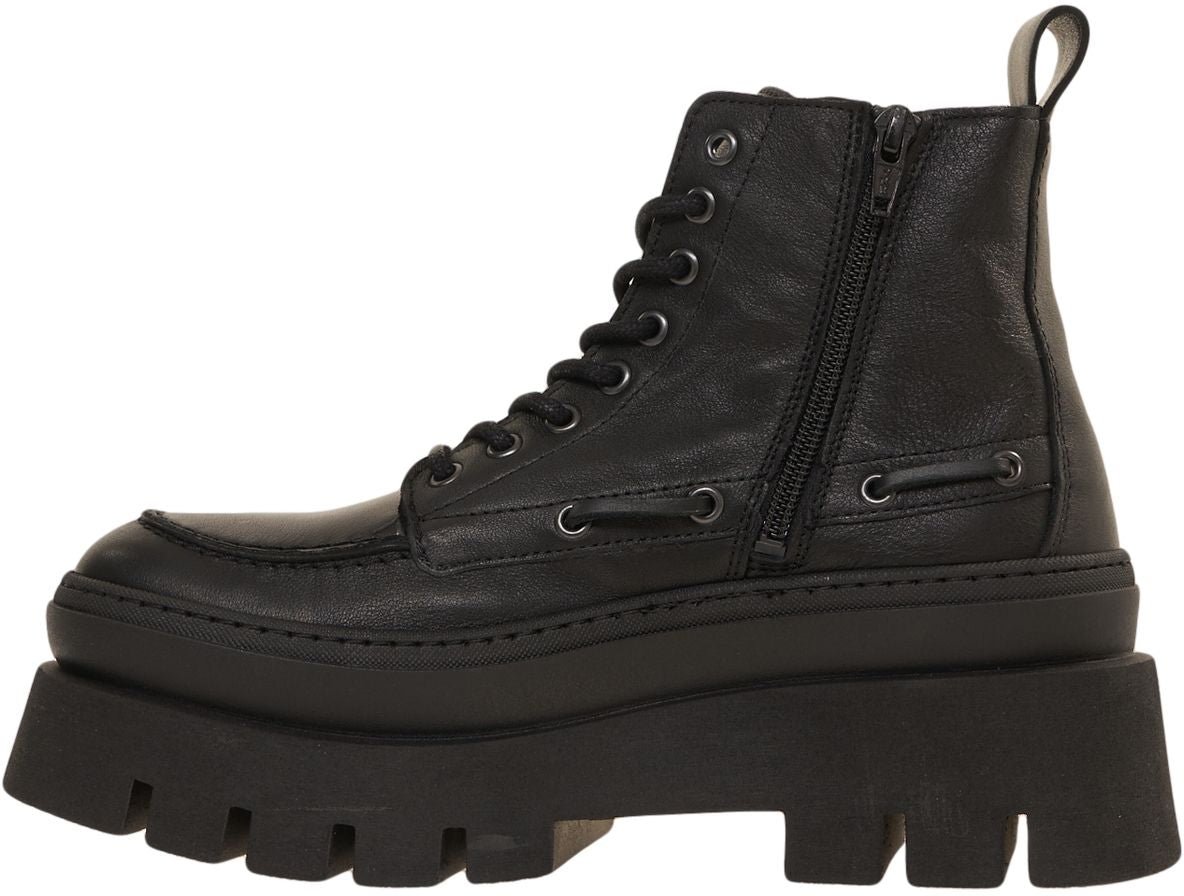 Boots 'Lea'